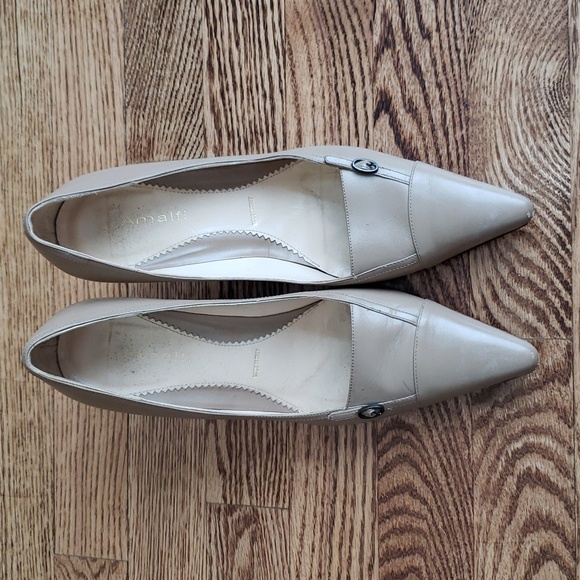 (9) Amalfi Made in Italy Neutral Tone Pointy Toe Leather Heels Formal Ocassion - Picture 3 of 16